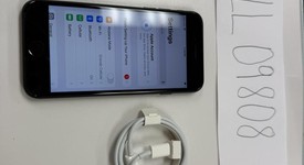Mint
													Apple iPhone SE 3rd Gen 2022 - Unlocked, Midnight, 64 GB, A2595, photo 5 of 7