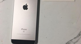 Good
													Apple iPhone SE 1st Gen 2016 - Unlocked, Silver, 16 GB, A1662, photo 2 of 4