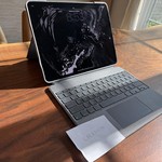 Good Apple iPad Pro 12.9 inch 6th Gen 2022 - AT&T, 1 TB, Gray