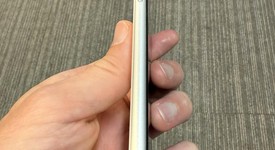Good
													Apple iPhone SE 2nd Gen 2020 - Unlocked, White, 128 GB, A2275, photo 5 of 7