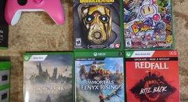 Mint
													Xbox Series X (2020) - Black, 1 TB, standard, photo 4 of 11