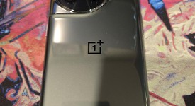 Mint
													OnePlus 11 - Unlocked, Green, 256 GB, 16 GB, CPH2451, photo 5 of 11