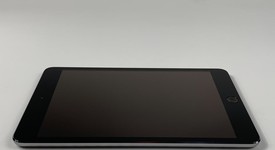 Mint
													Apple iPad Mini 3 - Unlocked, Gray, 128 GB, A1600, photo 5 of 6