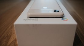 Mint
													Google Pixel 3 - Unlocked, Pink, 64 GB, Google Edition, photo 4 of 7