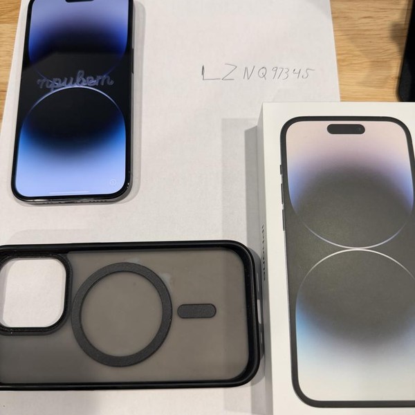 Apple iPhone 14 Pro - Unlocked, 256 GB, Black, A2650