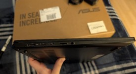 Mint
													Asus Vivobook Laptop, photo 4 of 8