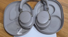 Used
													Bose QuietComfort Ultra Headphones - Sandstone, photo 4 of 7