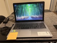 Asus Vivobook Laptop