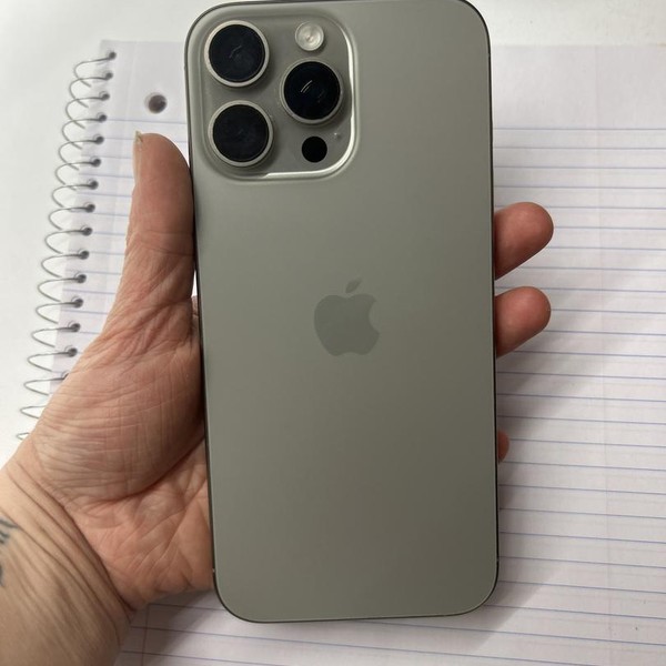 Apple iPhone 16 Pro Max - Spectrum, 256 GB, Natural, A3084