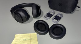 Used
													Beats Studio Pro - Black, photo 1 of 3