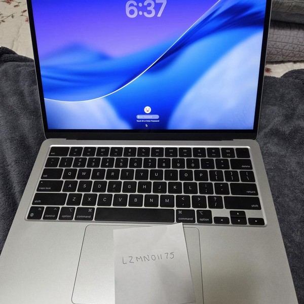 MacBook Air 2024 (M3) - 13 inch - 512 GB, Silver, 16 GB, Apple M3, 10-core GPU