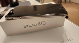 Good
													Apple iPhone 6S - Unlocked, Grey, 64 GB, A1633, photo 3 of 10