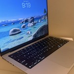 Mint MacBook Pro 2026 - 14 inch (M5) - 1 TB, Silver, 16 GB, Apple M5, Standard Display