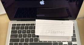 Good
													MacBook Air 2020 - 13" - Apple M1, Silver, 512 GB, 16 GB, photo 1 of 11