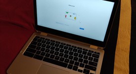 Good
													Asus Chromebook Flip C302 - Silver, 64 GB, 4 GB, photo 3 of 7