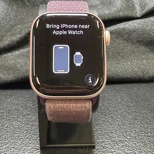 Apple Watch Series 10 42mm - Unlocked, Rose Gold, A3001 - Cellular, Aluminum