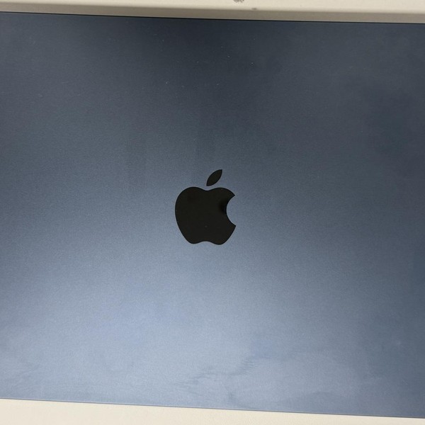 MacBook Air 2023 (M2) - 15 inch - 512 GB, Midnight, 16 GB, Apple M2