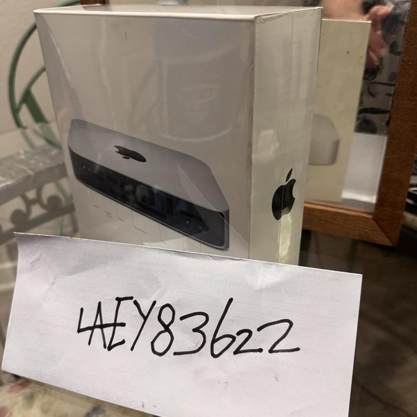 Mac mini 2014 - 1 TB, Silver, 8 GB, Intel Core i5