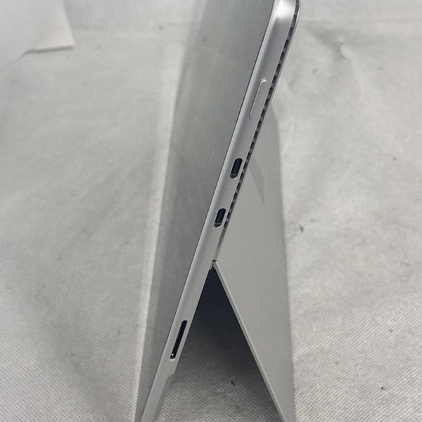 Microsoft Surface Pro 8 - 1 TB, Platinum, 32 GB, Intel Core i7