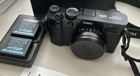 Mint
													Fuji X100VI - Black, photo 2 of 6