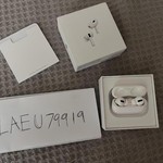 Used Apple AirPods Pro - MagSafe Case