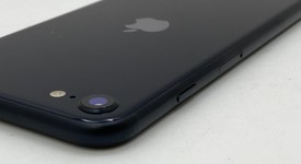 Good
													Apple iPhone SE 3rd Gen 2022 - Unlocked, Midnight, 64 GB, A2595, photo 4 of 7