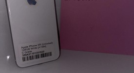 Good
													Apple iPhone Xr - Unlocked, White, 128 GB, A1984, photo 3 of 4