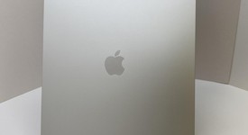 Mint
													Apple iPad Pro 12.9" 6th Gen 2022 - Wi-Fi, Silver, 256 GB, photo 3 of 5