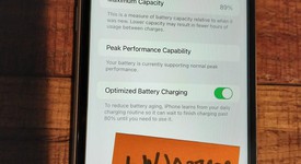 Good
													Apple iPhone Xr - T-Mobile, White, 64 GB, A1984, photo 4 of 11