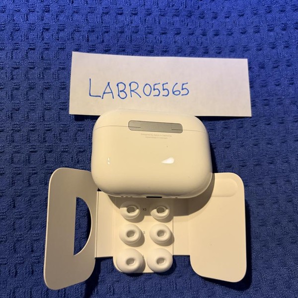 Apple AirPods Pro 3