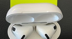 Used
													Apple AirPods 4th Gen - Standard, photo 1 of 5