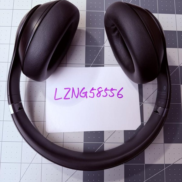 Beats Studio Pro - Black