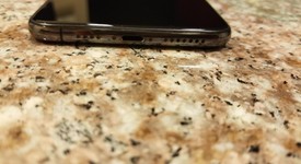 Mint
													Apple iPhone Xs Max - Verizon, Gold, 64 GB, A1921, photo 2 of 6