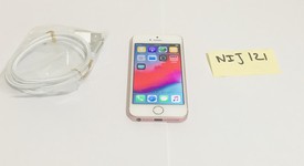 Mint
													Apple iPhone SE 1st Gen 2016 - Unlocked, Rose Gold, 64 GB, A1662, photo 1 of 5