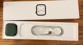 Mint
													Apple Watch Series 7 45mm - Green, A2474 - GPS, Aluminum, photo 2 of 8