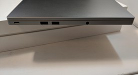 Mint
													Chromebook Pixel 2nd Gen - Silver, 32 GB, 8 GB, 2015, photo 1 of 9