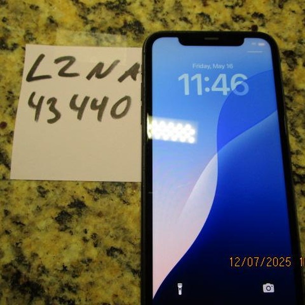 Apple iPhone 11 - Verizon, 64 GB, Black, A2111