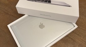 Mint
													MacBook Pro 2020 - 13" - I5, Silver, 1 TB, 32 GB, photo 5 of 9