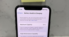 Good
													Apple iPhone Xs - Unlocked, Gray, 64 GB, A1920, photo 2 of 17