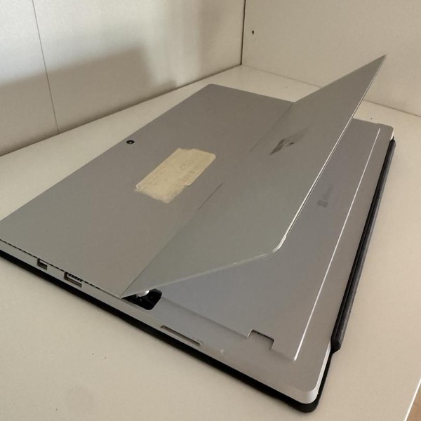 Microsoft Surface Pro 4 - 12.3 Inch - Wi-Fi, 256 GB, Silver, 8 GB
