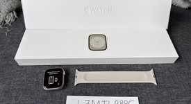 Fair
													Apple Watch Series 8 41mm - Starlight, A2770 - GPS, Aluminum, photo 1 of 7