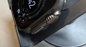 Mint
													Apple Watch Ultra 2 49mm - Unlocked, Natural, A2986, photo 2 of 7