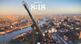 Mint
													Apple iPhone Air - Unlocked, Cloud White, 256 GB, A3260, photo 4 of 7