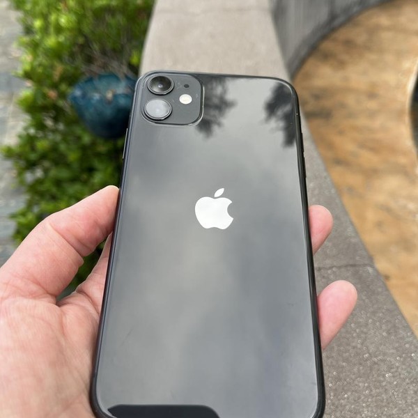 Apple iPhone 11 - AT&T, 128 GB, Black, A2111