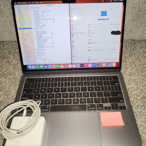 MacBook Air 2022 (M2) - 13 inch - 256 GB, Gray, 8 GB, Apple M2