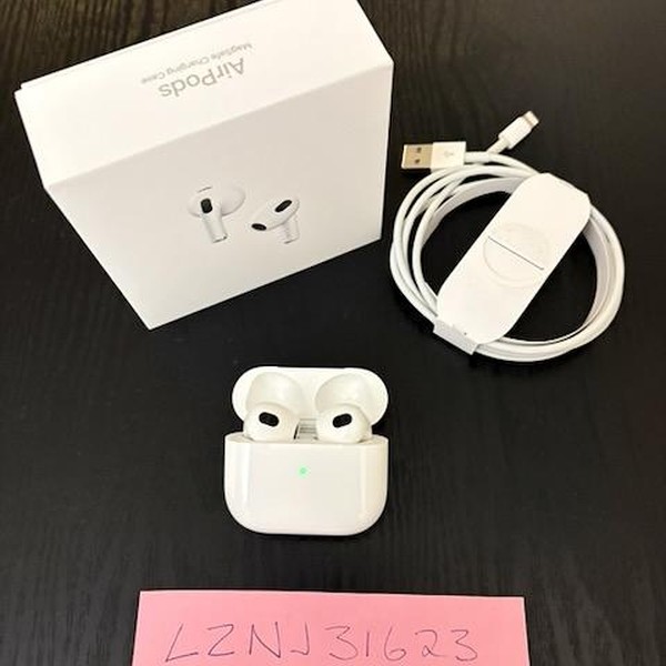 Apple AirPods 3rd Gen - MagSafe Case