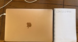 Good
													MacBook Air 2020 - 13" - I3, Gold, 256 GB, 8 GB, photo 1 of 11