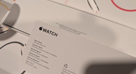 Mint
													Apple Watch SE 2nd Gen 40mm - Unlocked, Starlight, A2726 - Cellular, Aluminum, photo 5 of 19