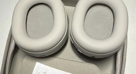 Used
													Sony WH-1000XM5 - Silver, photo 3 of 5