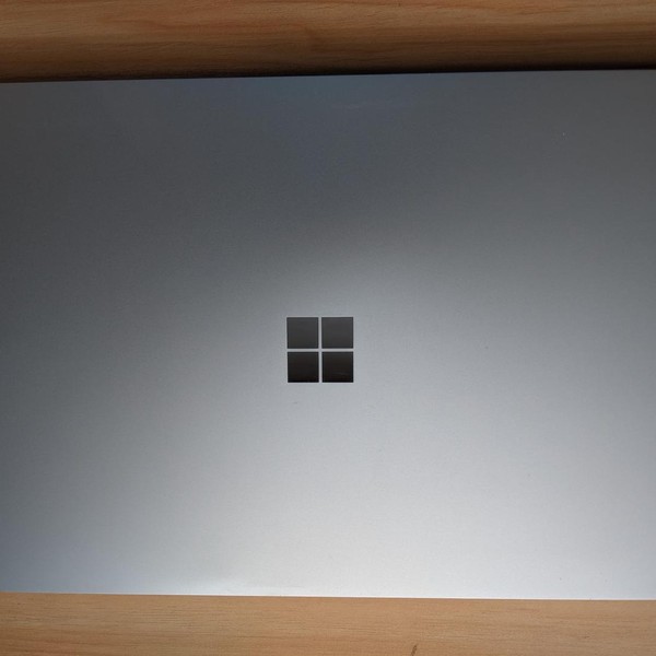 Microsoft Surface Laptop 3 - 256 GB, Platinum, 16 GB, Intel Core i7, 13.5 inch